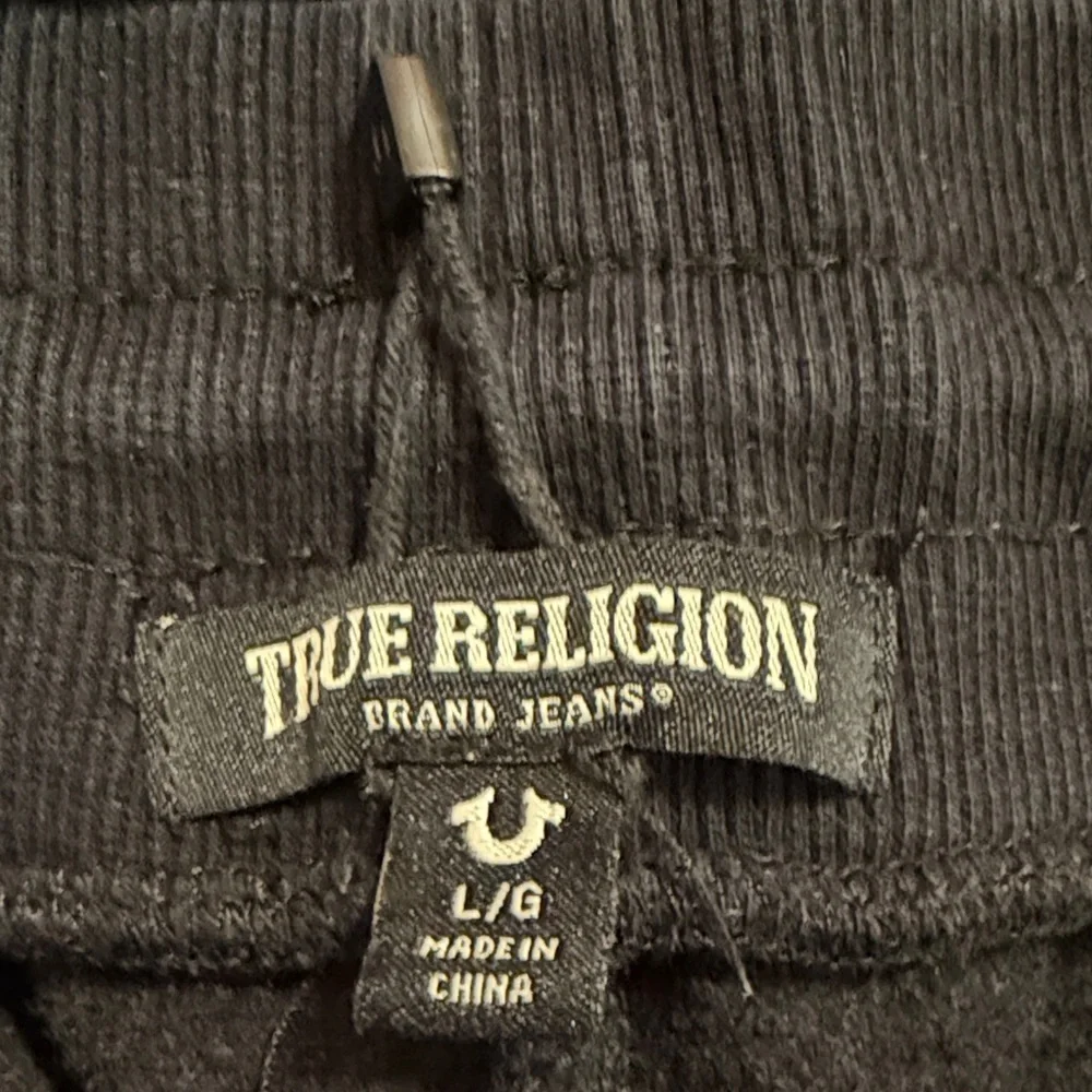 True Religion Men's Large Black Drawstring Joggers  with Logo.